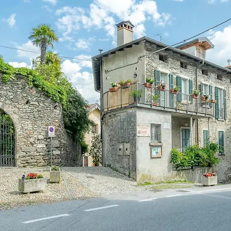 Castle&lake Apartman *