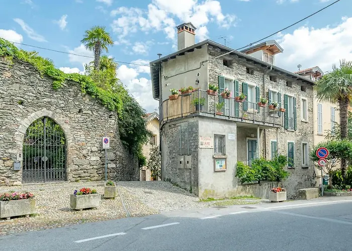 Castle&lake Apartman *